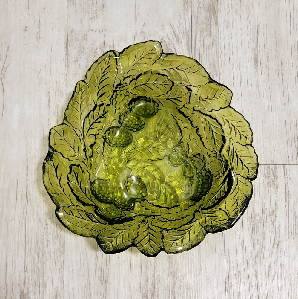 Vintage Green Triangle Dish Bowl Indiana Glass Loganberry Berry Leaves 1960s